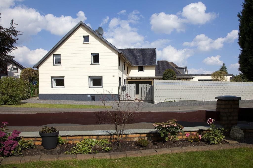 Ferienhaus Im Gruenen Eifel 施莱登 外观 照片
