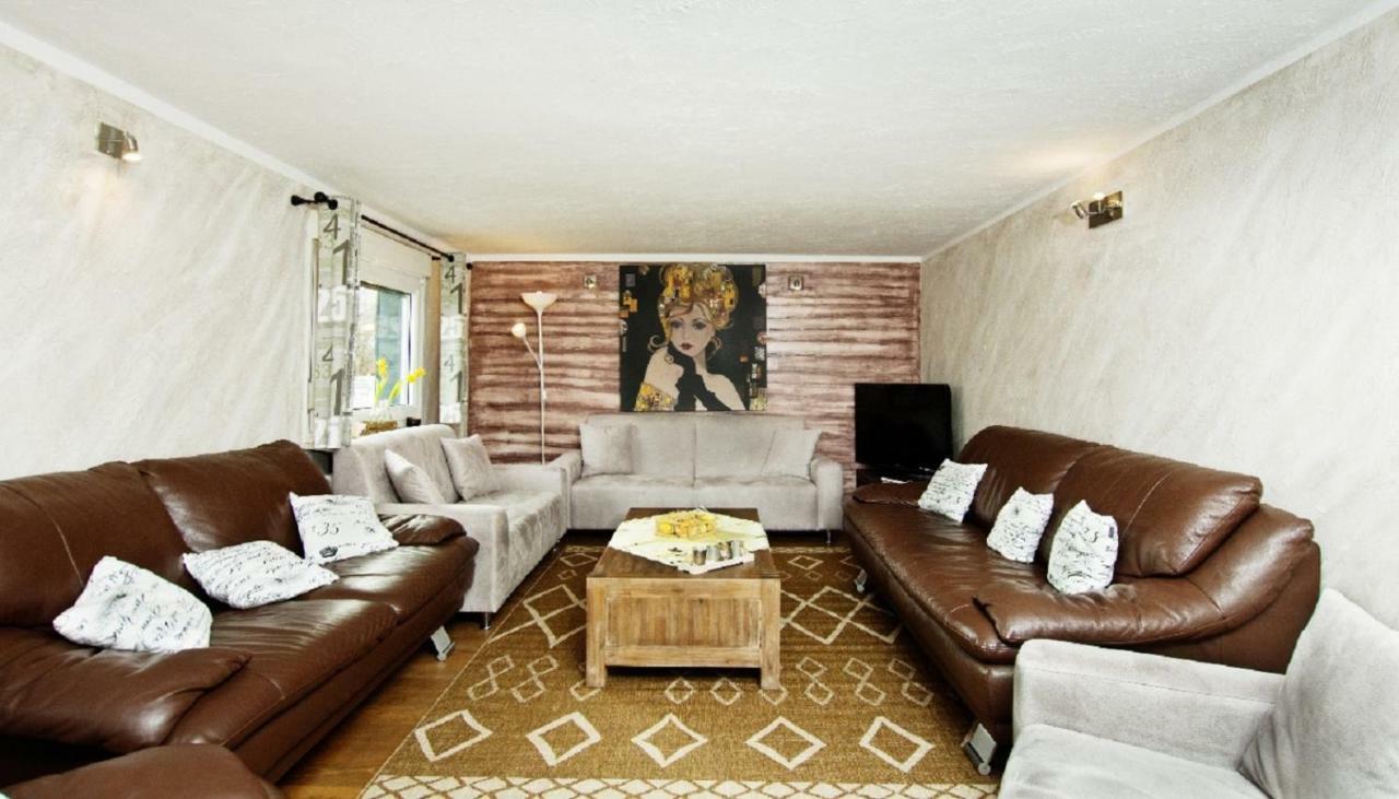 Ferienhaus Im Gruenen Eifel 施莱登 外观 照片